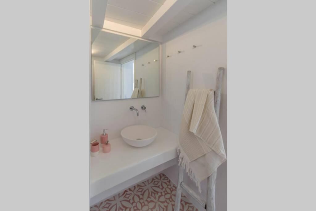 Stella'S House Villa Kimolos Exterior photo